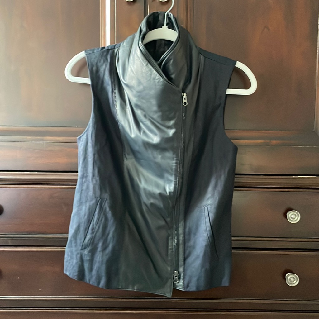 Vince Black Leather And Linen Vest, Size Small